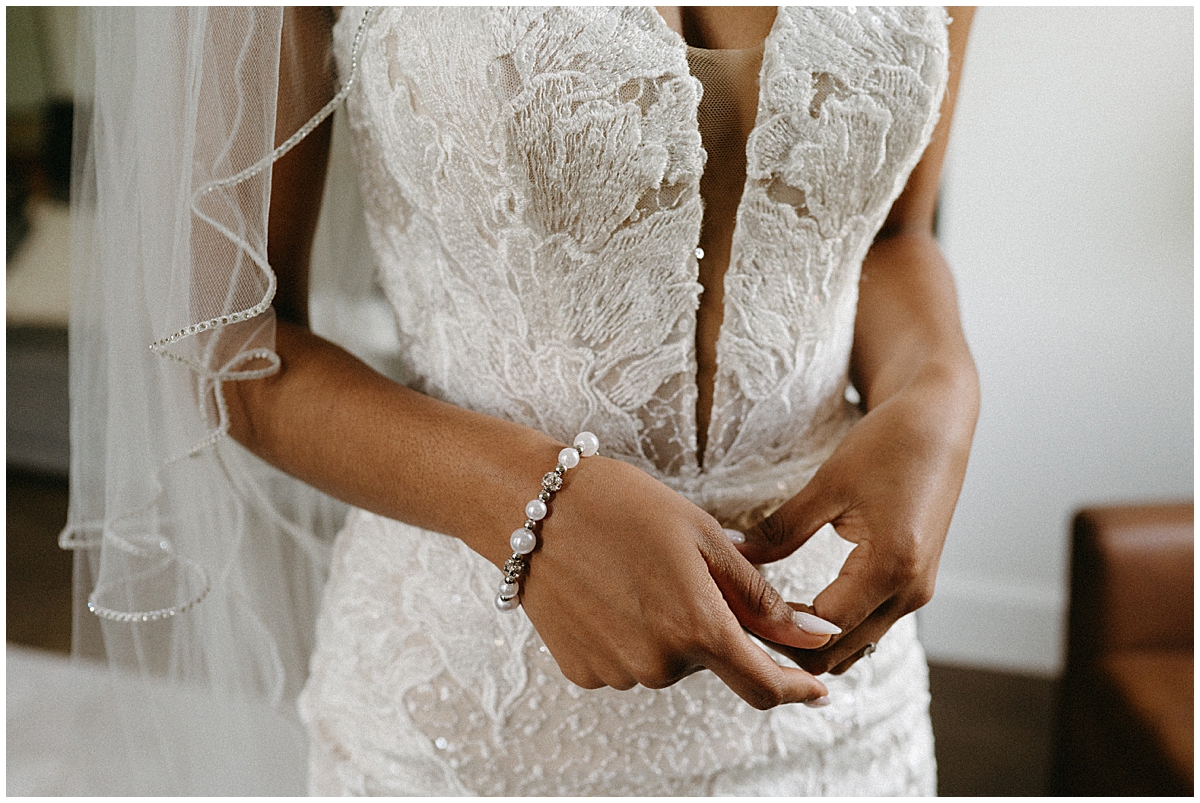 Patricia and brunos wedding in texas captured by Vanessa Martins Photos