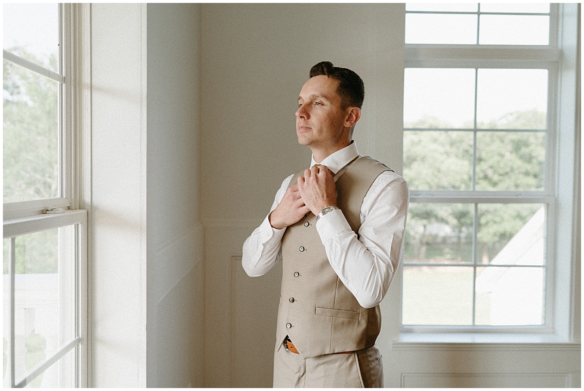 Patricia and brunos wedding in texas captured by Vanessa Martins Photos