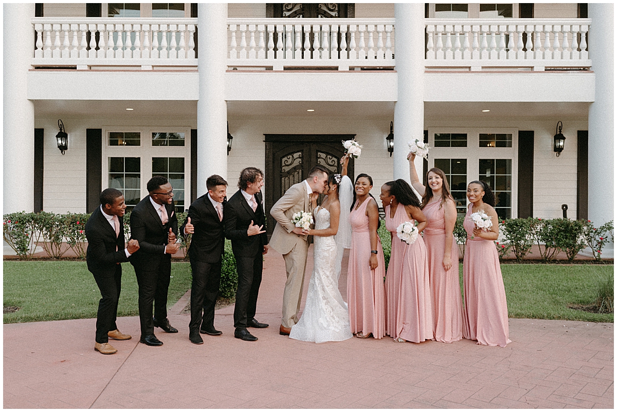 Patricia and brunos wedding in texas captured by Vanessa Martins Photos