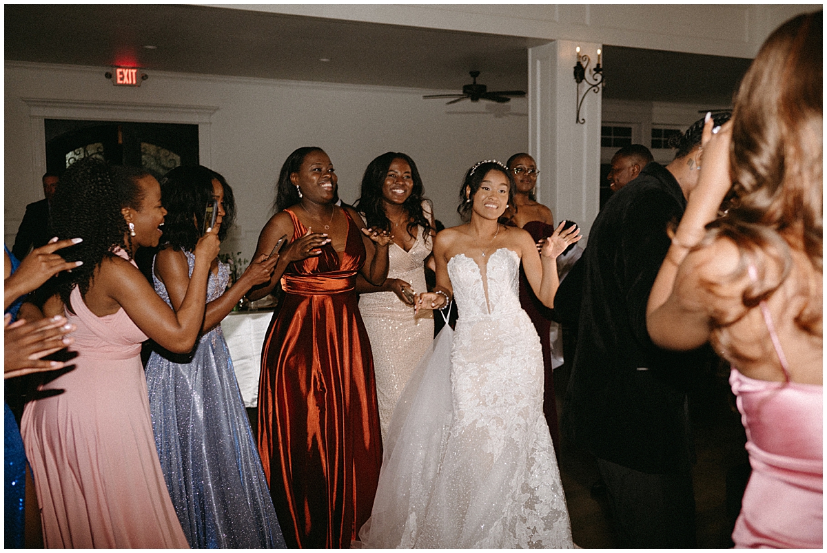 Patricia and brunos wedding in texas captured by Vanessa Martins Photos